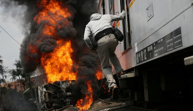 Tragedi Bintaro Akibat Palang Pintu KA tidak Berfungsi